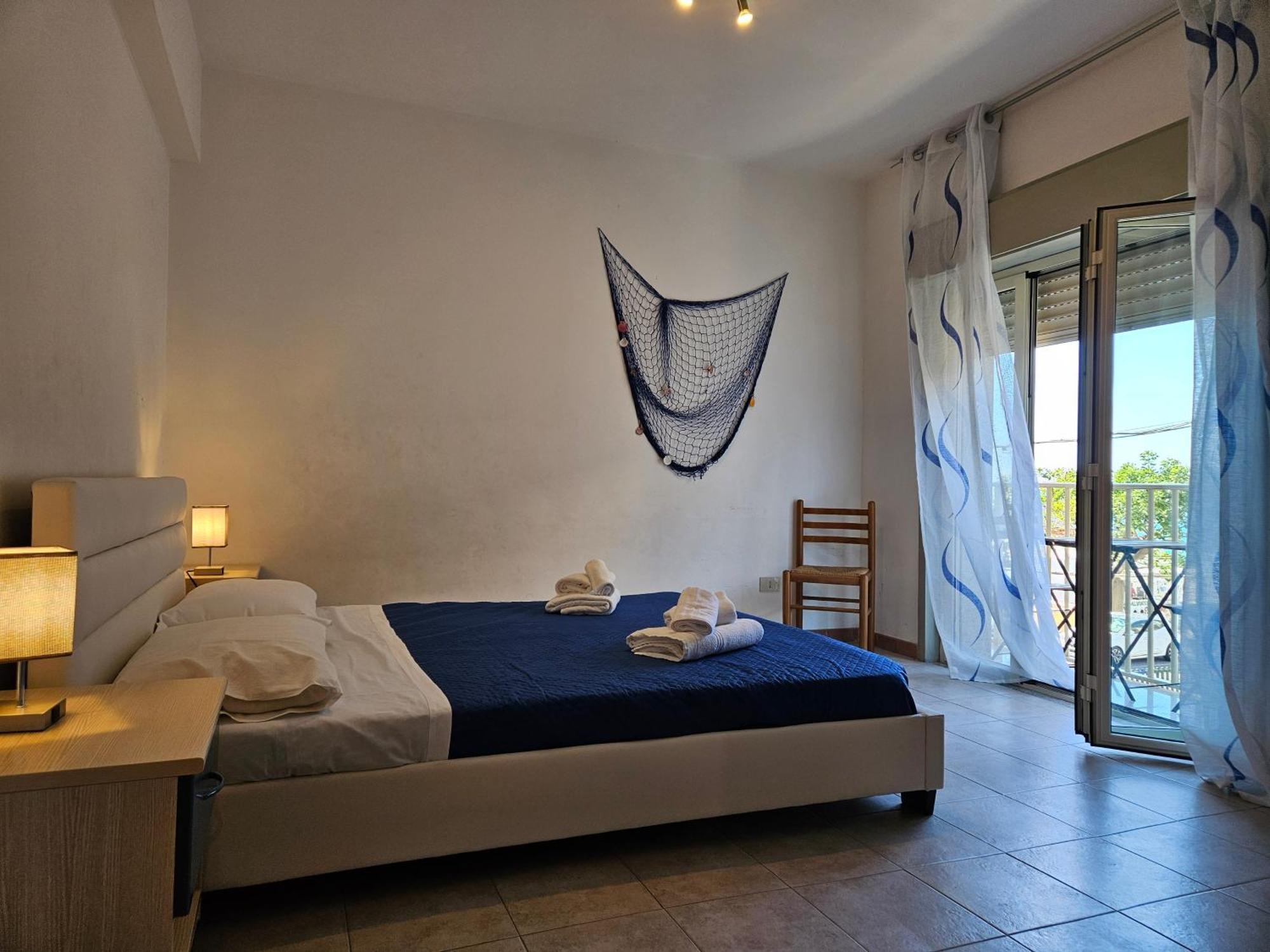 Family House Letojanni Taormina Apartment Екстериор снимка